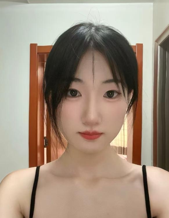 光谷步行街涵涵