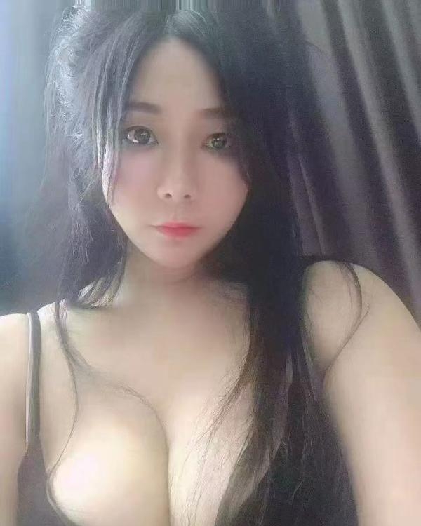 E罩杯欧美身材骚妇