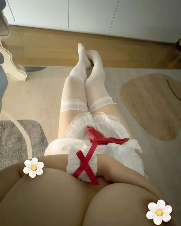 龙华大奶小雪