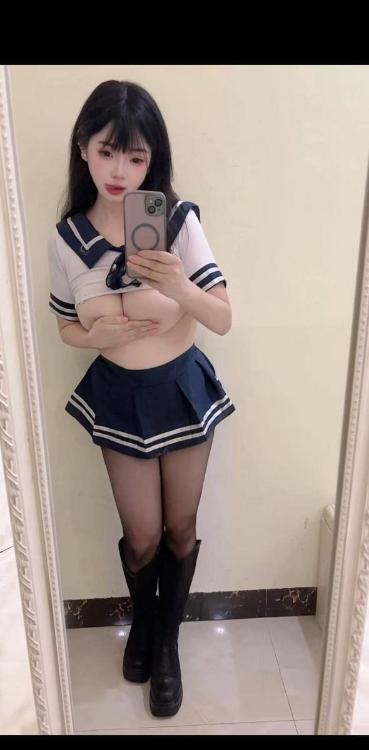 天河奶妹大馒头