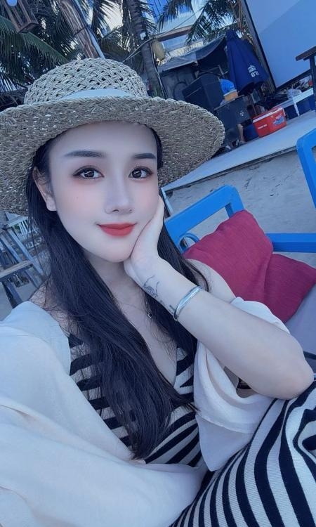 大石坝轻少妇