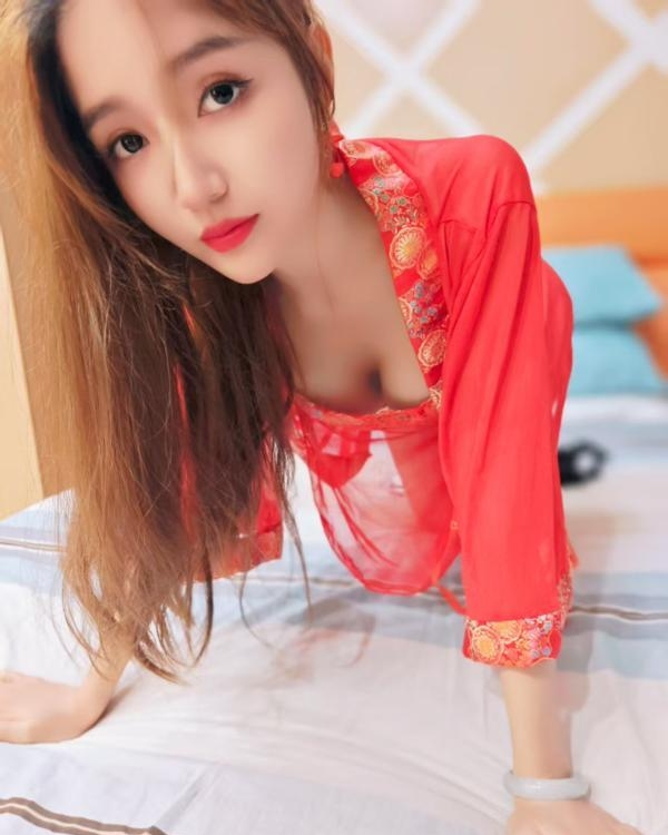 苏州气质玉女形美女